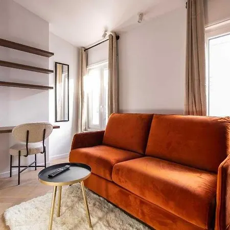 Cosy Studio In The Heart Of Montmartre Apartment